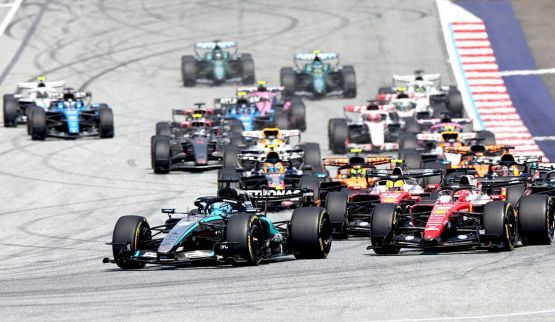 Gp Baku, griglia di partenza: Leclerc in prima fila, Antonelli sogna una Monza bis, Sainz penalizzato. Le strategie
