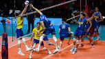 Europei volley, Italia-Svezia in piazza del Plebiscito a Napoli: dopo la pioggia, gli Azzurri vincono in 3 set