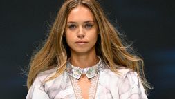Laila Hasanovic salta da Missoni a Genny in solitaria mentre Sinner si prepara, la Milano Fashion Week fulcro della nuova era