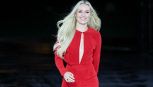 La sfilata di Lindsey Vonn a Le Défilé L'Oréal Paris 'Express Your Worth' è la dimostrazione che la determinazione può più del dolore