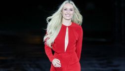 La sfilata di Lindsey Vonn a Le Défilé L'Oréal Paris "Express Your Worth" è la dimostrazione che la determinazione può più del dolore