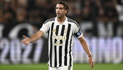 Juventus, il ko di Locatelli aumenta i rimpianti per Frattesi: centrocampo a pezzi, la soluzione di Spalletti per il Sassuolo