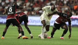 Fenerbahce, Lukaku: tutto qui? Male anche Guendouzi che sbaglia un gol fatto sotto porta e si ferma a 12 la striscia di vittorie