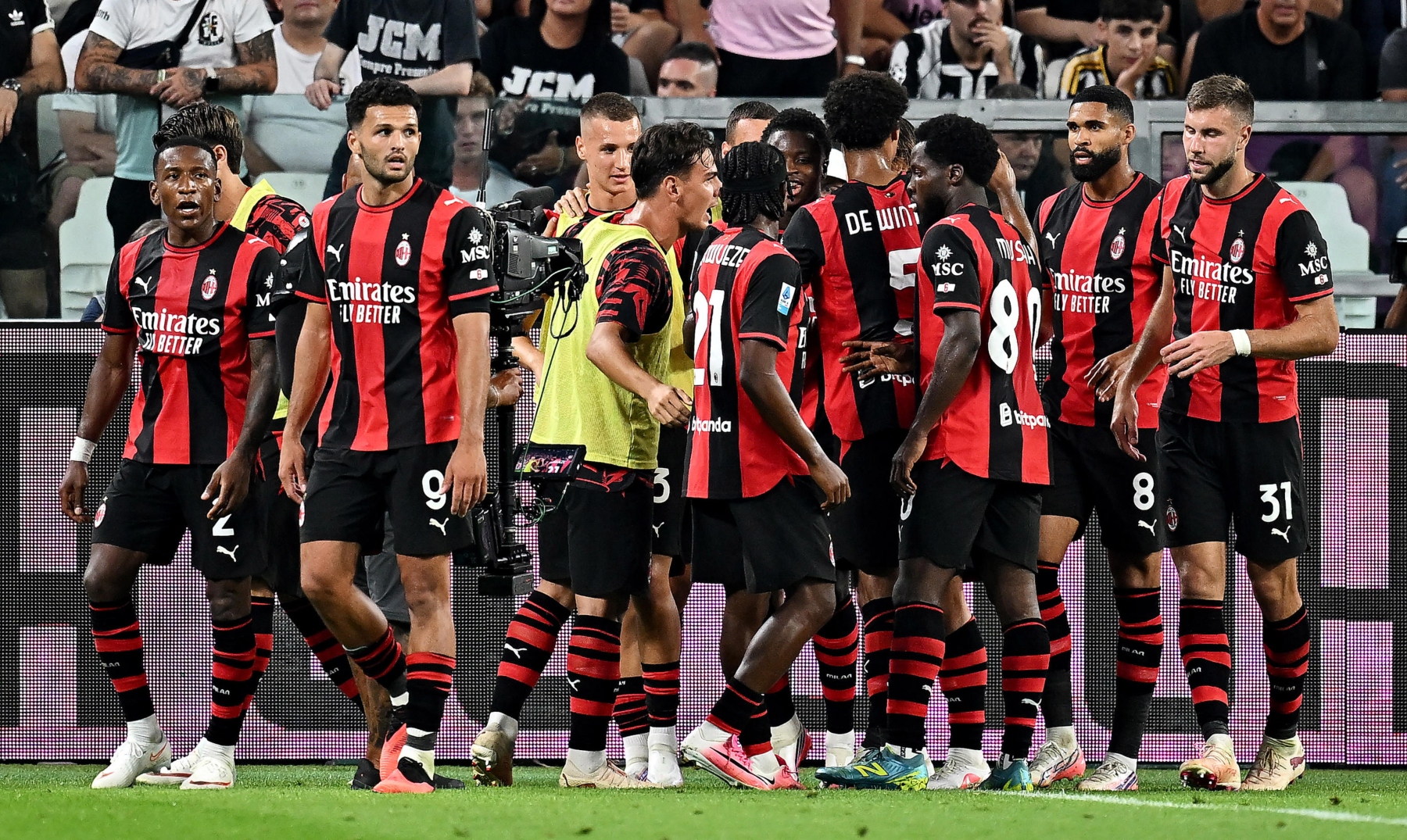 https://wips.plug.it/cips/sport.virgilio.it/cms/2026/09/milan.jpg