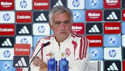 Atletico-Real, Mourinho e la frecciata sull’arbitro madrileno: “È strano”. Poi il confronto con Inter-Milan
