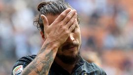 Paura per Osvaldo, l’ex Juve e Roma è grave in terapia intensiva dopo un intervento al polmone