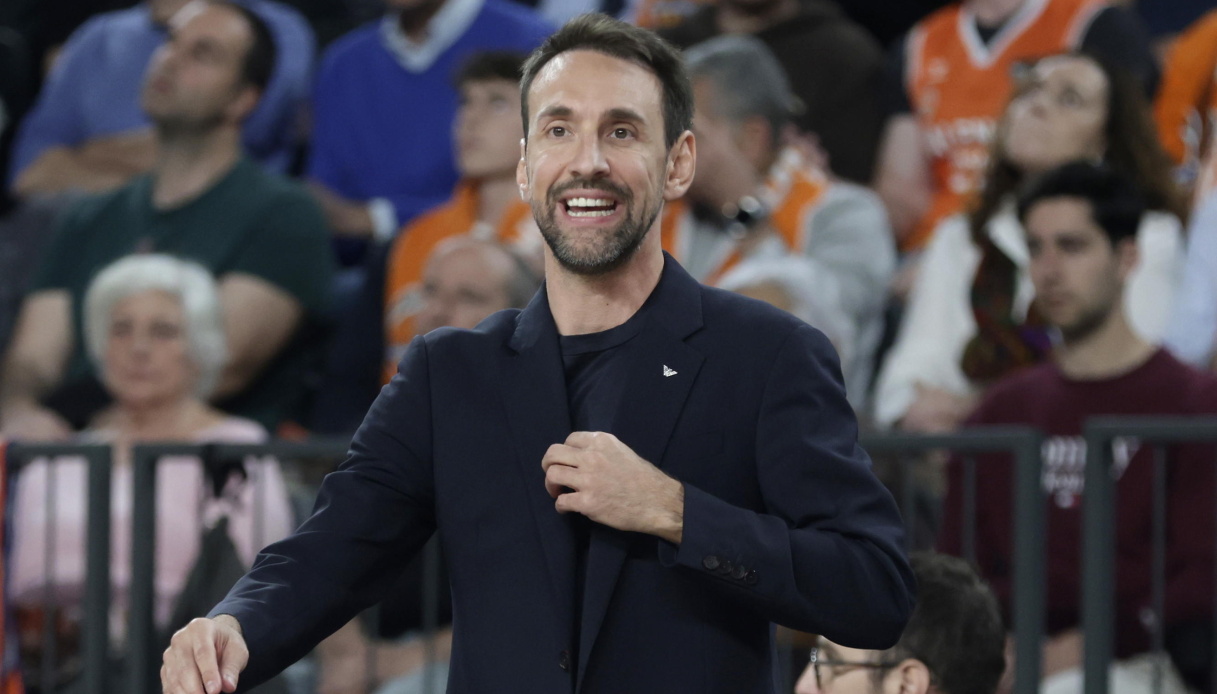 https://wips.plug.it/cips/sport.virgilio.it/cms/2026/09/poeta.jpg