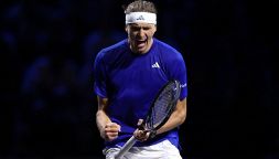 Laver Cup, Zverev regala la vittoria all'Europa. Sascha si riscatta, batte Tien e fa "riposare" Alcaraz