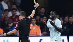 Turchia-Francia, moviola: l’arbitro e Maignan salvano Zidane, rigore negato e rosso dopo il Var