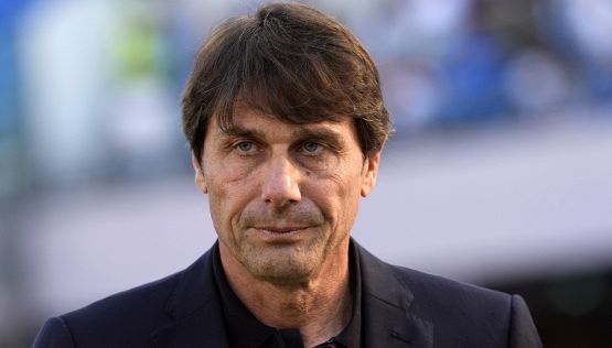 Conte tra Manchester United e Juventus, il messaggio sul futuro e il precedente col Napoli