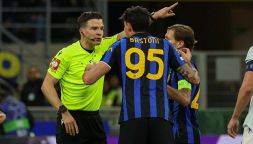 Inter-Shakhtar, moviola: l’arbitro debuttante allo sbaraglio: il rosso a Bastoni e i dubbi sul gol