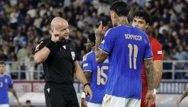 Italia-Turchia, moviola: arbitro e Var strizzano l’occhio agli azzurri, dubbi su due gol su tre. Sfatato un tabù