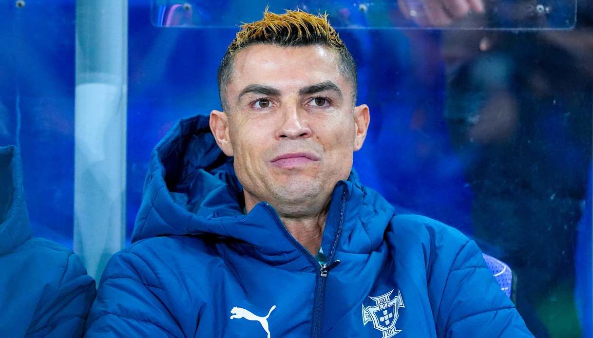 https://wips.plug.it/cips/sport.virgilio.it/cms/2026/10/cristiano-ronaldo.jpg