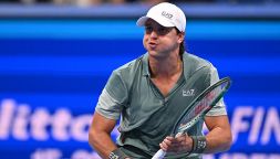 Shanghai, saluta anche Darderi battuto da Tsitsipas: dopo 17 Masters 1000 nessun italiano nel terzo turno