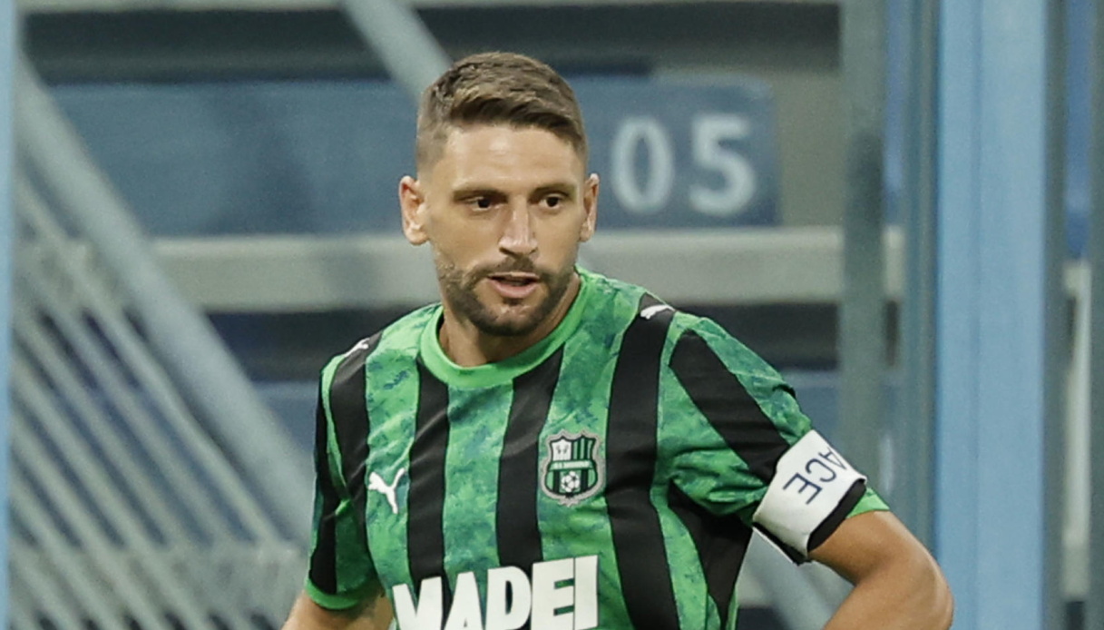 https://wips.plug.it/cips/sport.virgilio.it/cms/2026/10/domenico-berardi.jpg