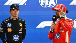 F1 Singapore: Leclerc elogia la Ferrari ma rivela: “Avuti problemi ai freni”. Hamilton si arrende a Red Bull, Kimi Antonelli spera