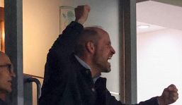 Aston Villa-Fenerbahce 6-0, la pazza gioia del Principe William in tribuna, che esultanza