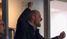 Aston Villa-Fenerbahce 6-0, la pazza gioia del Principe William in tribuna, che esultanza
