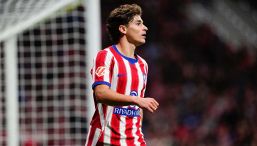 Atletico Madrid, Alvarez scalza David: Simeone boccia Lookman. Barcellona-Real Madrid, tensione altissima alla vigilia