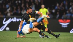 Napoli-Roma, moviola: c’era mani di Gollini fuori area, il braccio sul gol, le urla di Allegri all'arbitro