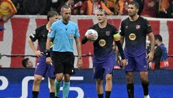 Galatasaray-Barcellona, moviola: Leao si vede solo col giallo, il Var Di Bello aiuta Flick