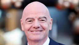 Malagò da Ceferin per cercare l’anti-Infantino, ma spunta il primo sfidante ed è un ex Cagliari: “Così salverò la FIFA”