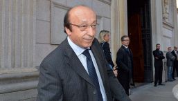Moggi disconosce il “fratello” Giraudo e attacca anche Elkann: “Alla Juve i tradimenti sono all’ordine del giorno”