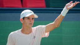 Jodar vola a Shanghai e avvicina le ATP Finals, ma Rafa finisce nella bufera per il gesto antisportivo contro un raccattapalle