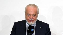 Napoli, De Laurentiis ora è preoccupato: Allegri sotto pressione, le parole di Manna rivelano cosa è cambiato