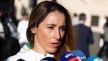 Brignone e Goggia, prospettive differenti: Fede al lavoro a Torino dopo un week-end al mare, Sofi sul Rettenbach con Robinson