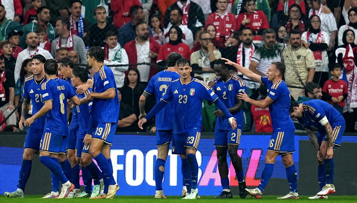 https://wips.plug.it/cips/sport.virgilio.it/cms/2026/10/italia-turchia-probabili-formazioni.jpeg