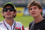 F1, Antonelli vede il Mondiale: da Sinner a Valentino Rossi, i campioni che accompagnano il sogno di Kimi