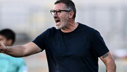 Livorno, il tumore di Regazzetti scatena lo scontro tra Lucarelli e i tifosi: il duro sfogo del tecnico contro gli hater   