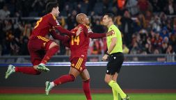 Roma-Slovan Bratislava, moviola: tra rigore negato e gol annullato potevano essere sei, le decisioni dell’arbitro