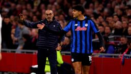 Ajax-Atalanta, il Sarrismo non esiste più ma alla Dea manca un rigore. Obric ne combina un’altra, De Ketelaere delude ancora