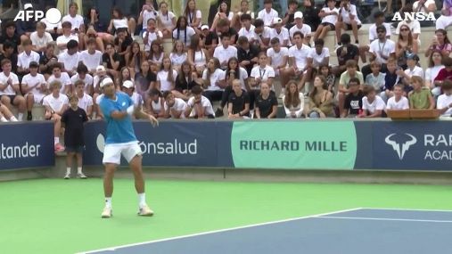 Nadal torna in campo per i dieci anni della sua Academy