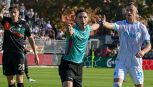 Venezia-Napoli, moviola: dubbi sul gol di Adams, il gesto dell’ex Juan Jesus, Stankovic l'aveva già fatto sul rigore