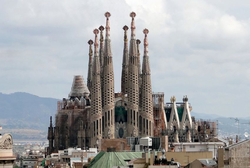 Barcellona: gli elementi artistici e innovativi della Sagrada Familia