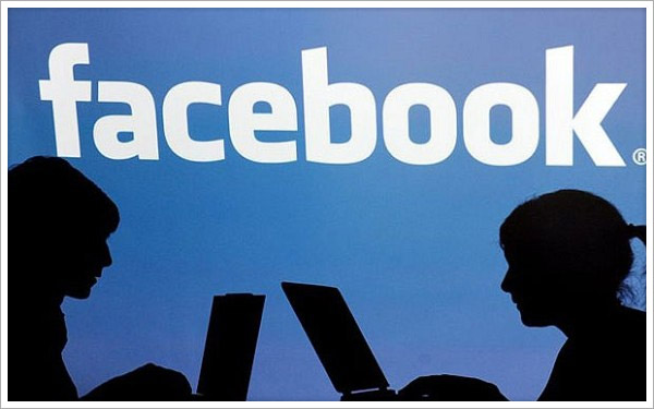 Spiare gli amici su Facebook, da oggi è possibile