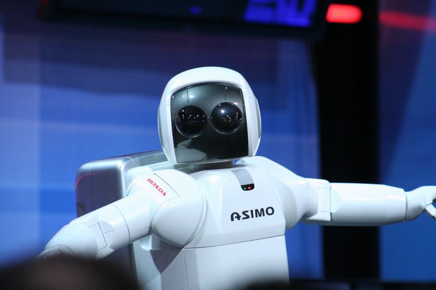 Elon Musk vuole creare i robot per le faccende domestiche