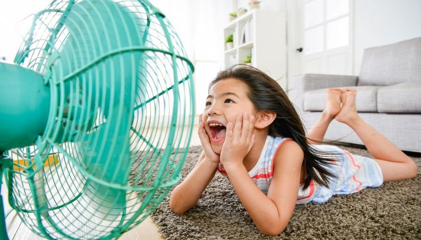 Ventilatore e bambini, 5 regole per usarlo senza rischi