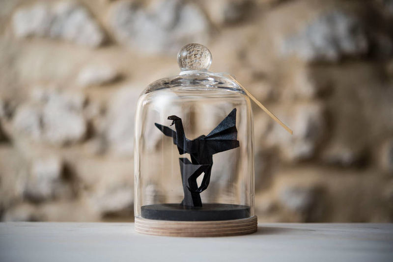 Soprammobili origami, la semplicità e l'eleganza sotto vetro