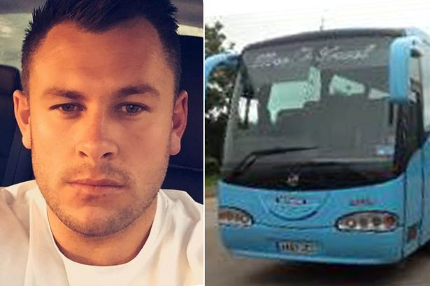 Un turista ubriaco a Ibiza ha comprato per sbaglio un bus da 30mila euro