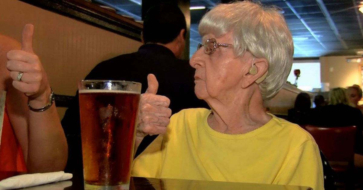 Il Segreto Di Una Bizzarra Vecchietta Riassunto