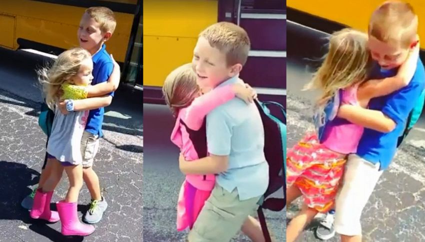 L’amore tra sorella e fratello: in un video di 3 minuti tutta l’emozione