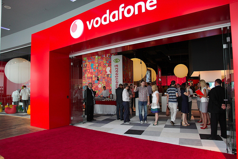 Offerte e promozioni Tim e Vodafone per Natale: prezzi e dettagli