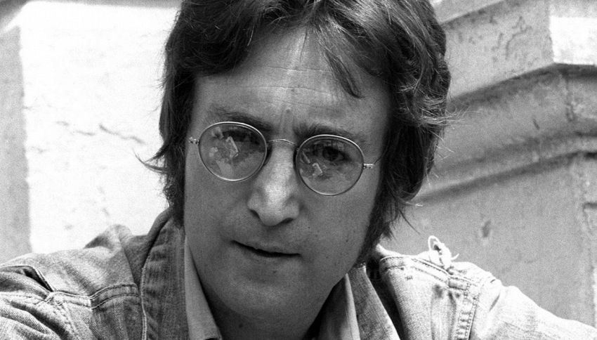 John Lennon è stato ucciso dopo aver scoperto la verità sugli ufo?