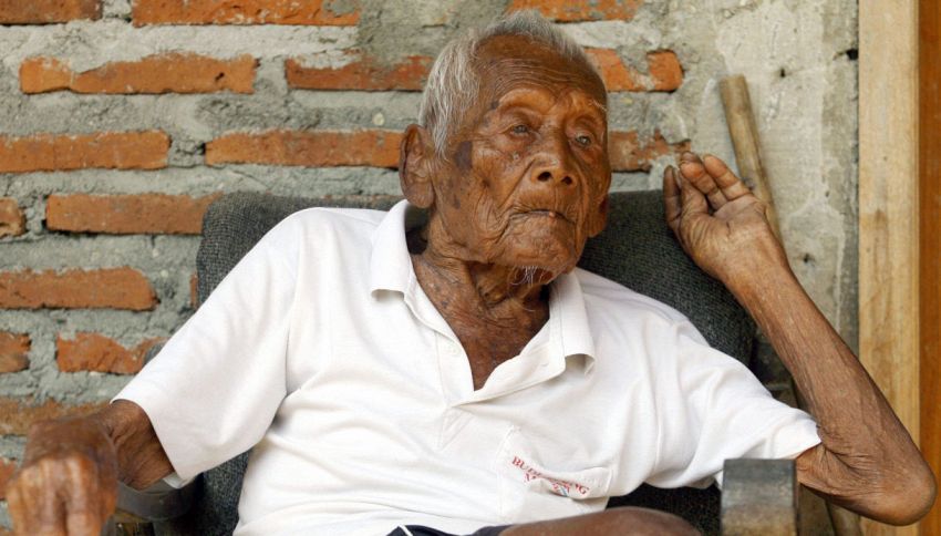 146 anni, l'uomo più vecchio al mondo: l'ha fatto fino alla morte