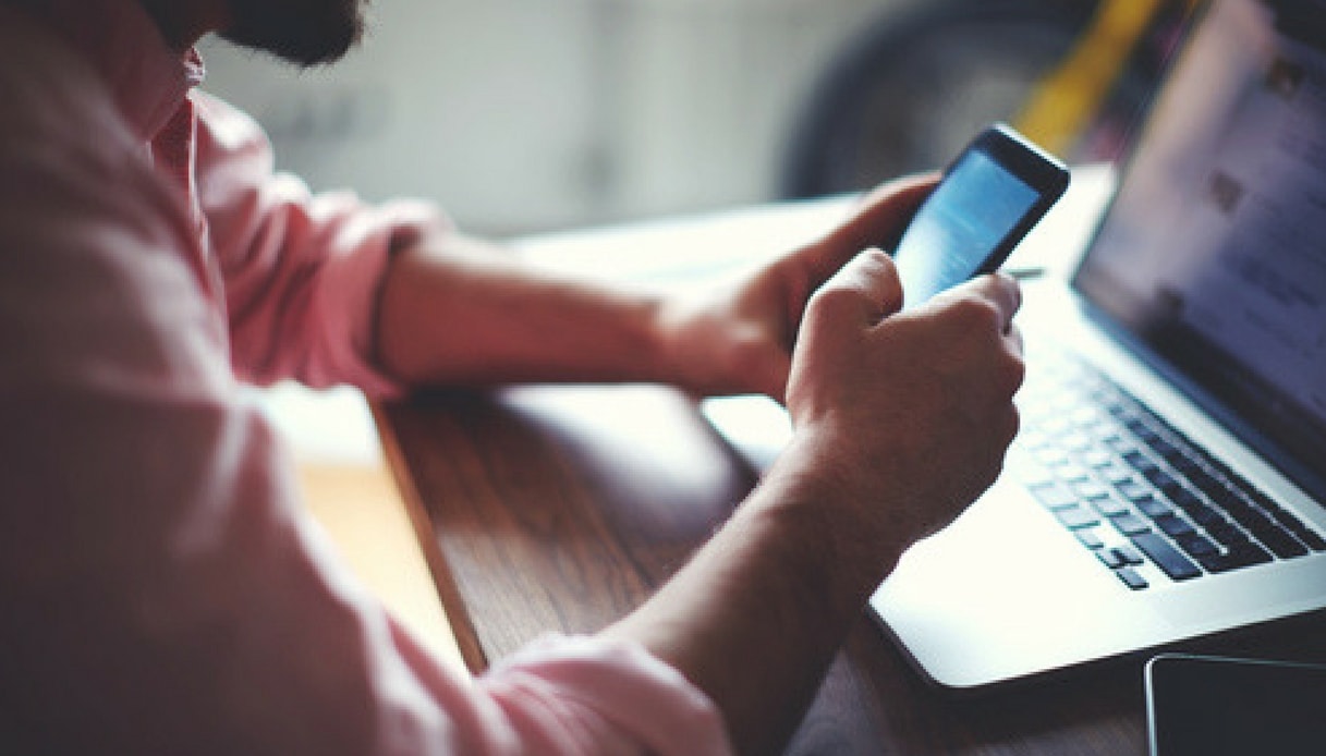 Chiamate sul cellulare da sconosciuto: ecco come capire chi è