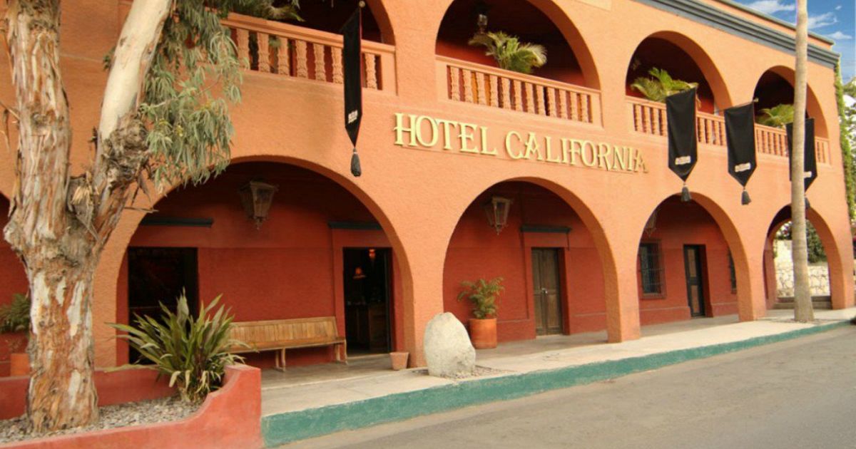 Traduzione Testo Hotel California Degli Eagles